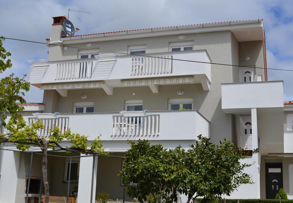 Apartments Pineta Franko Fažana Kültér fotó